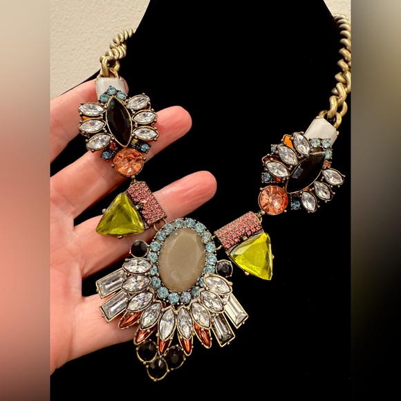 Elegant Multicolor Statement Necklace - Picture 2 of 2